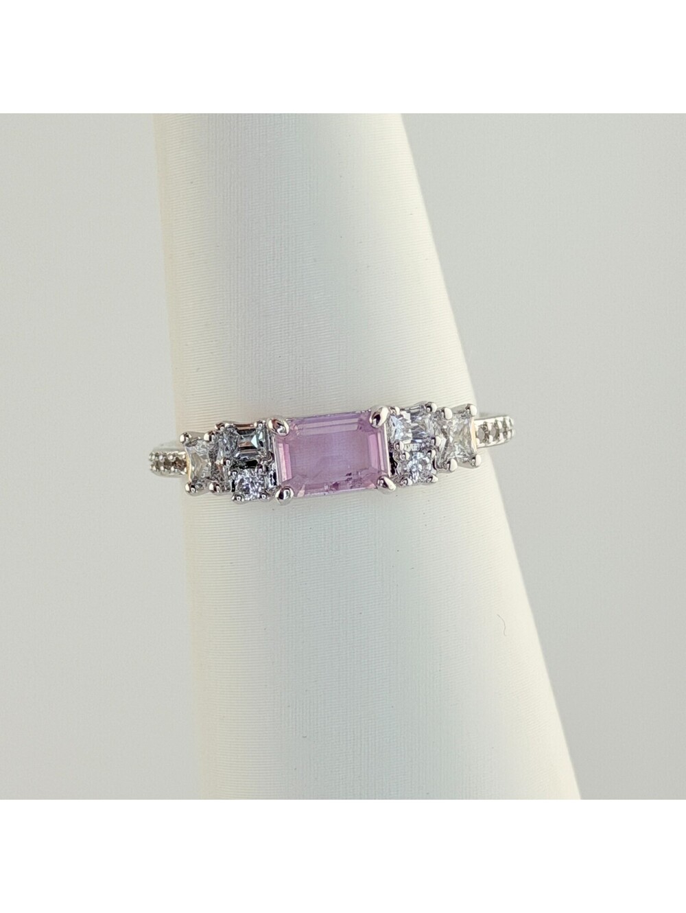 Bomb Party Sz 11 "Sparkling Occasion" Purple Kunzite on Rhodium RBP5530 Retro